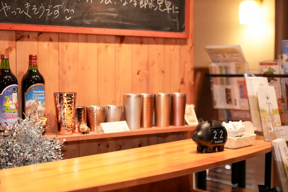 北軽井沢・嬬恋村のピギーズカフェのカウンター