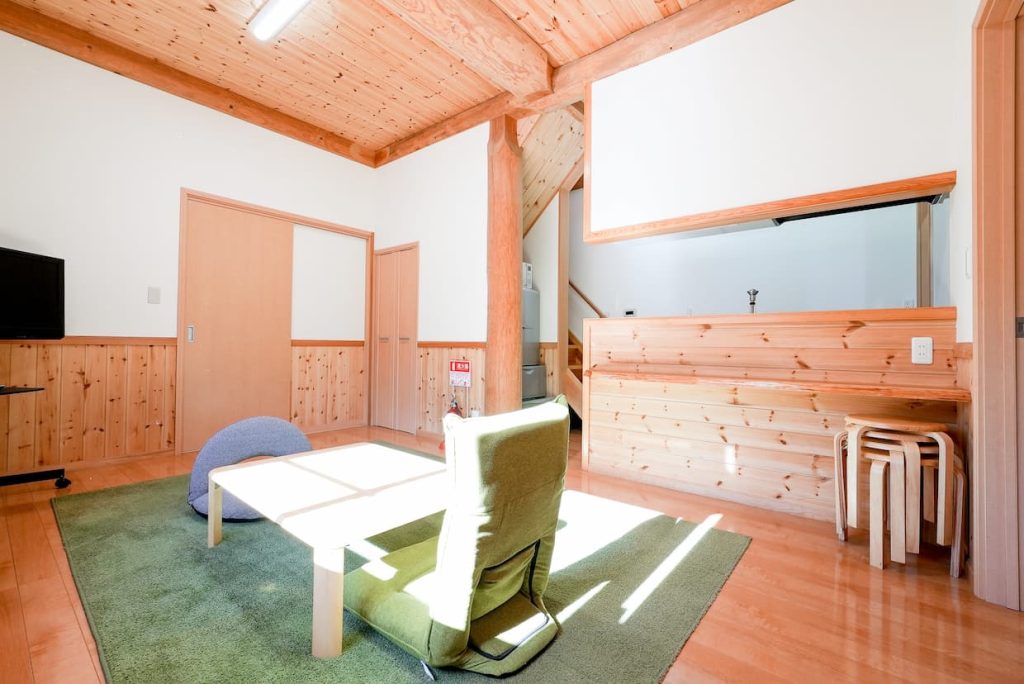 北軽井沢・嬬恋村の貸別荘Piggies TNGのダイニング