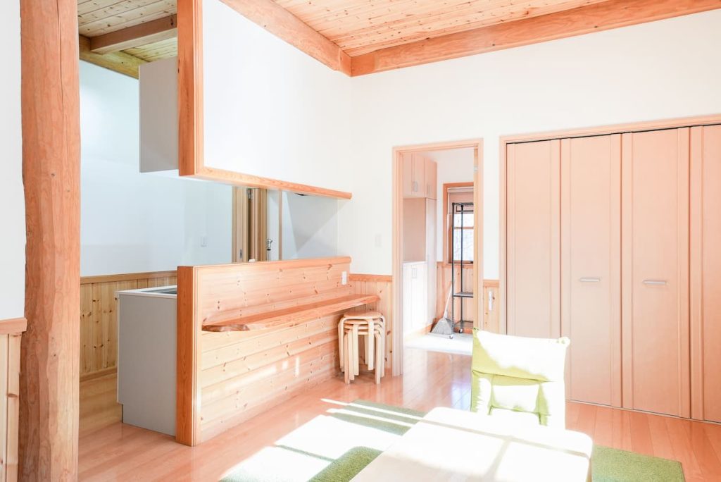 北軽井沢・嬬恋村のワーケーション宿泊施設Piggies TNGのダイニング